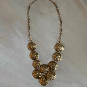 Chunky Gold Necklace!